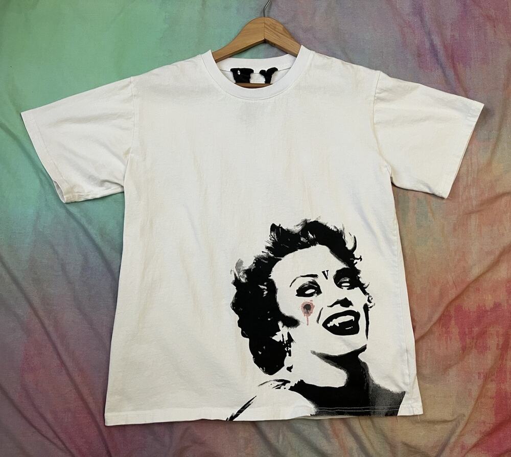 Vampire VLone Pearl Marilyn Monroe Logo T Shirt Graphic Size M Read Desc